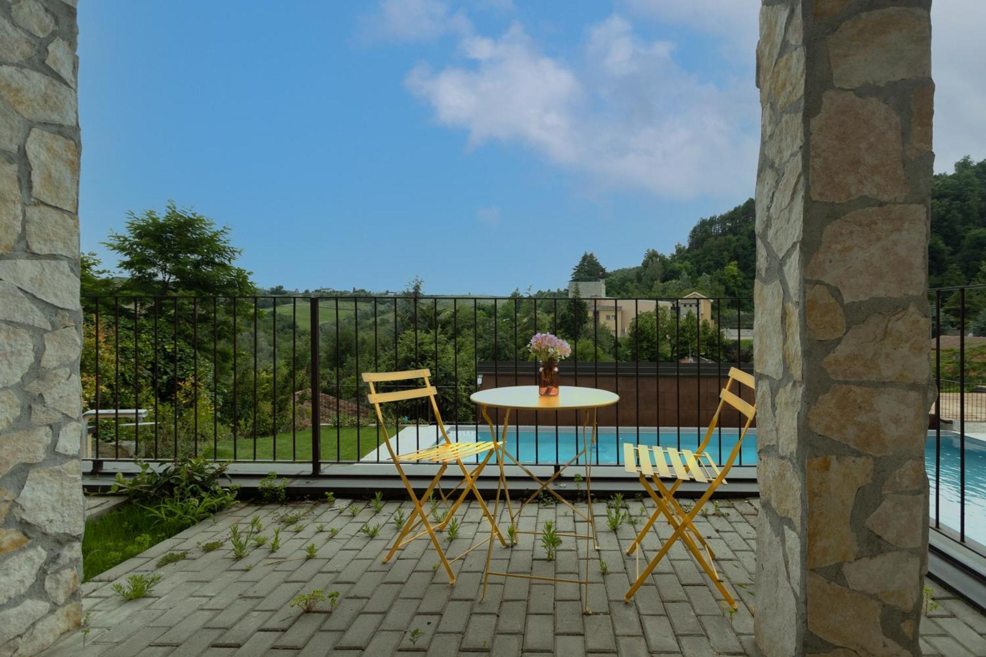 Luce Boutique Hotel Fortunago Exterior foto